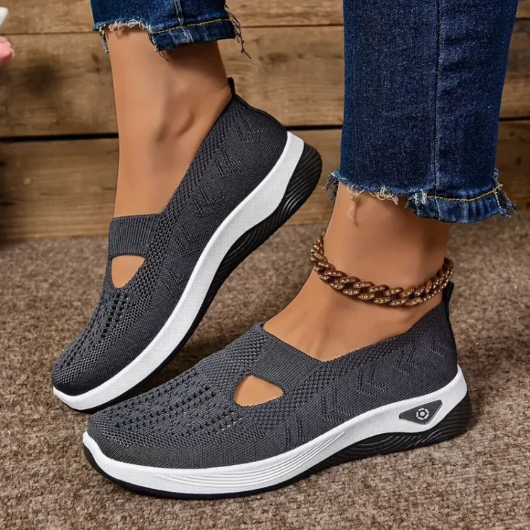 Dark Gray / 11