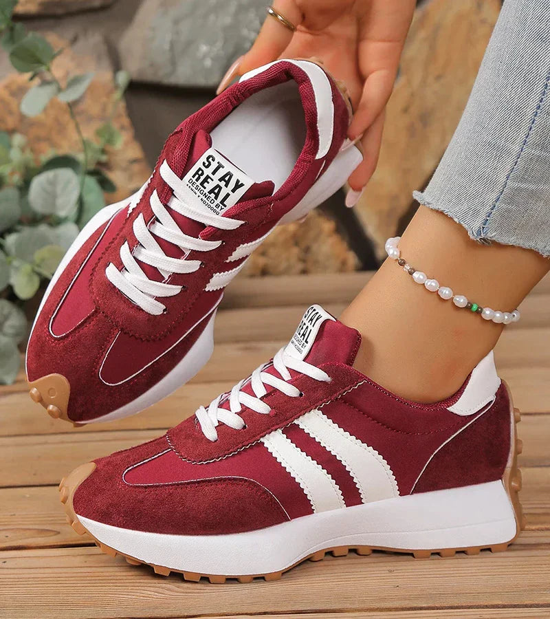 Red / 11