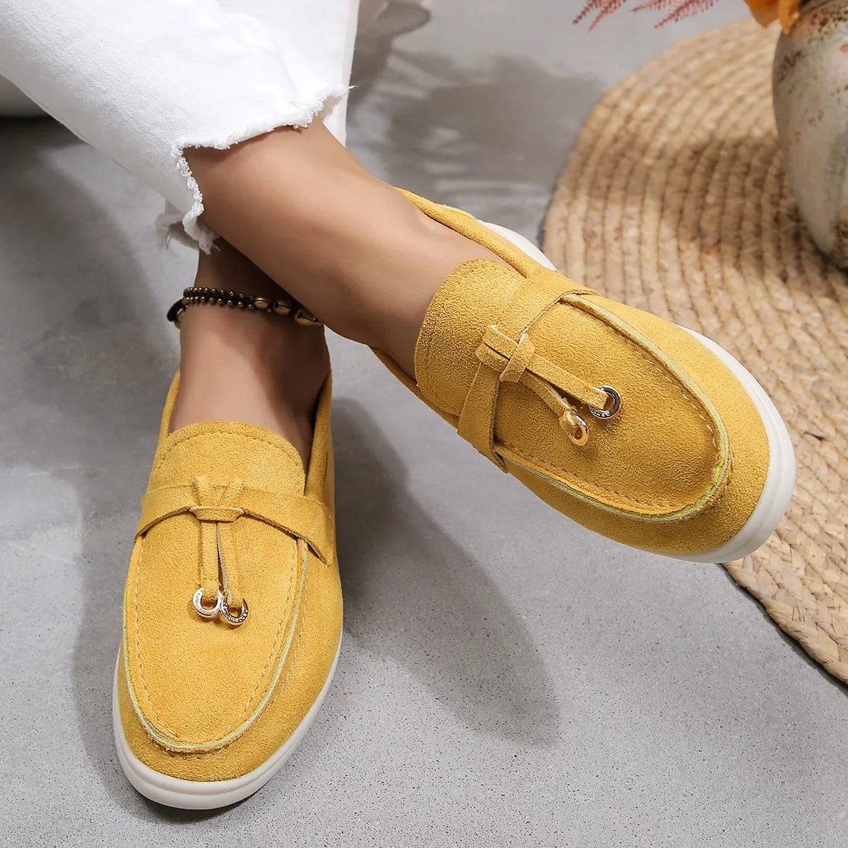 Yellow / 11