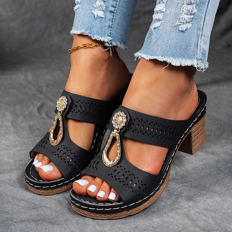 Black / 9