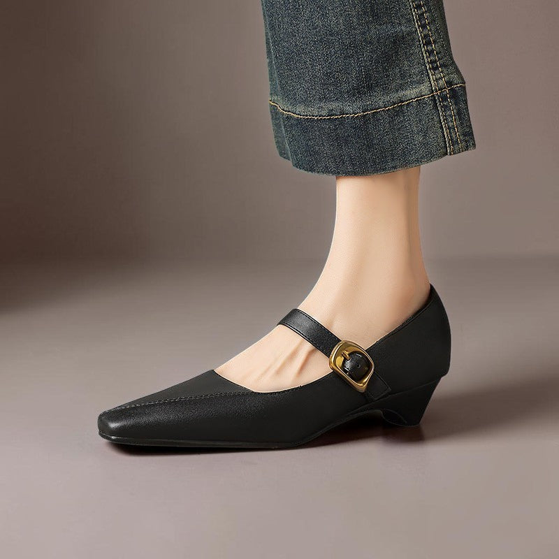 Black / 12
